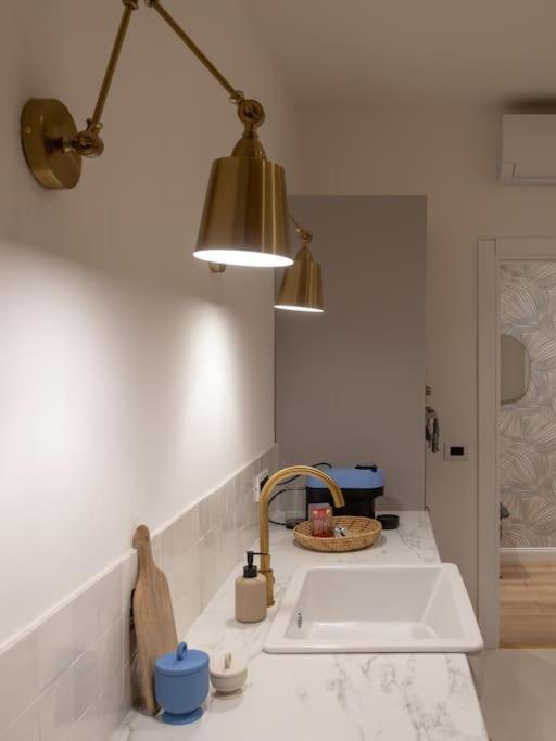 Foscolo 46 - Elegant Family Apartment Trieste Exterior photo
